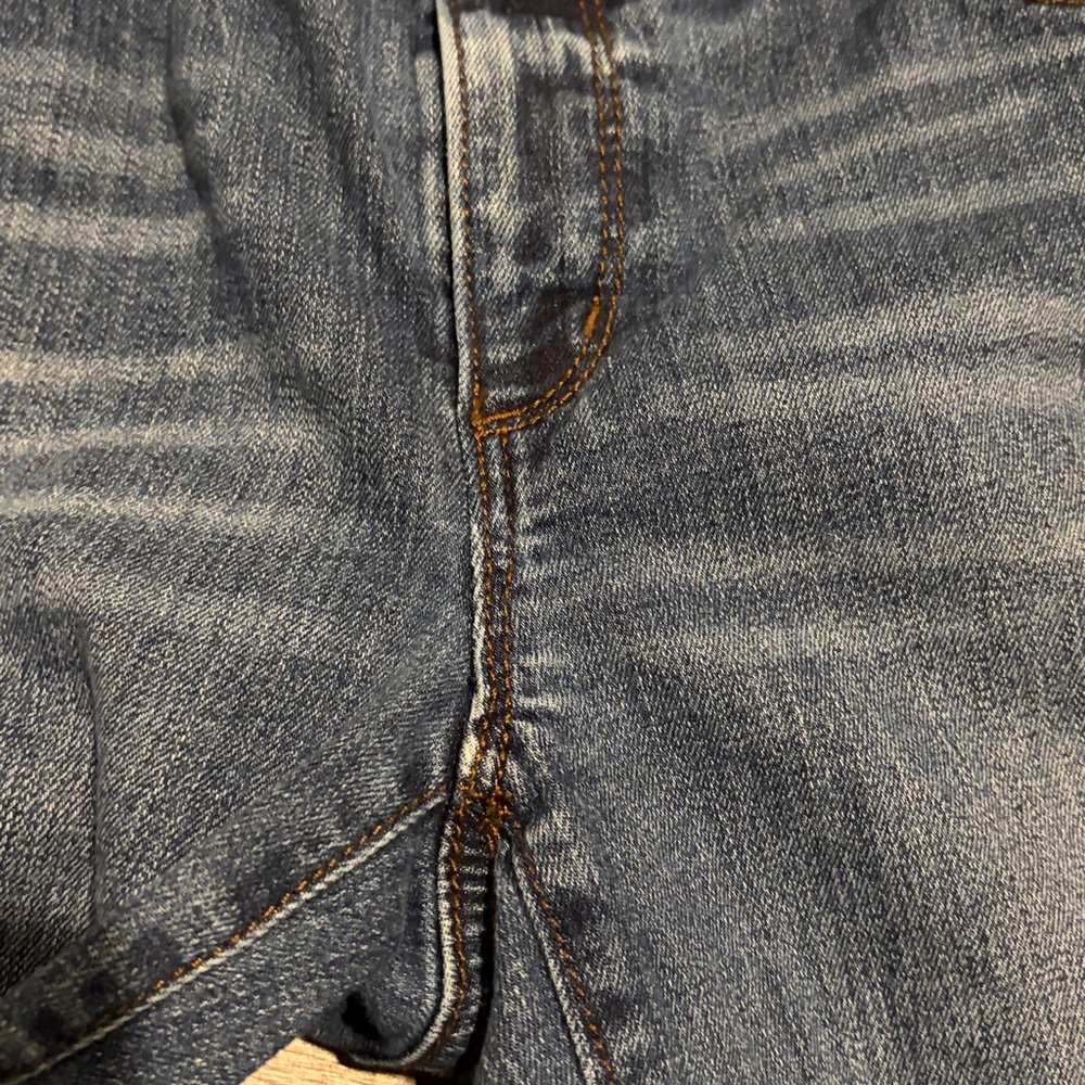 LOFT Women's modern Straight Leg Blue Jeans - Picture 3 of 8